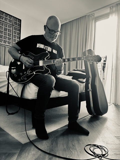 Berlin Guitar