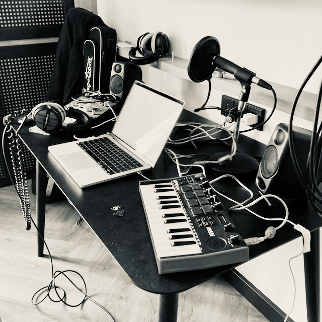 Travelling Studio